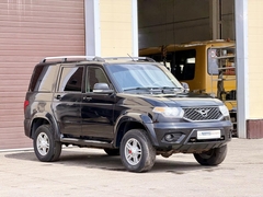 car-image